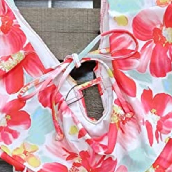 SPORLIKE One Piece V-Neck Ruffle Bathing Suit πΊ NEW WITH TAG! - Picture 7 of 13